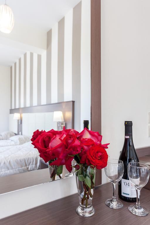 Akti Fine Rooms Skopelos Town Exterior photo